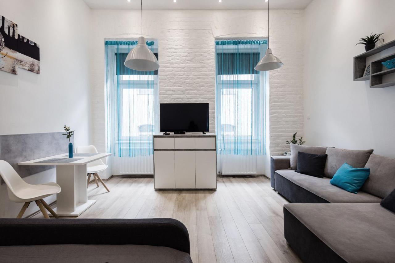 Elegant Studio In Central Budapest Esterno foto