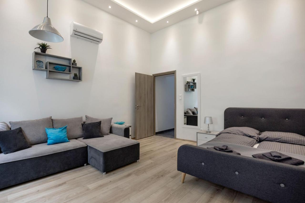 Elegant Studio In Central Budapest Esterno foto