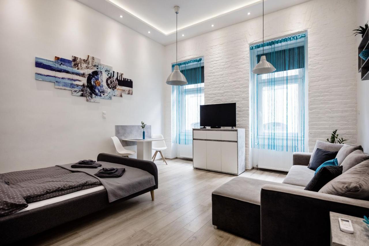 Elegant Studio In Central Budapest Esterno foto